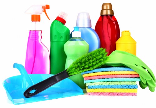 Professional oven cleaning service for Mayfair homes and apartments